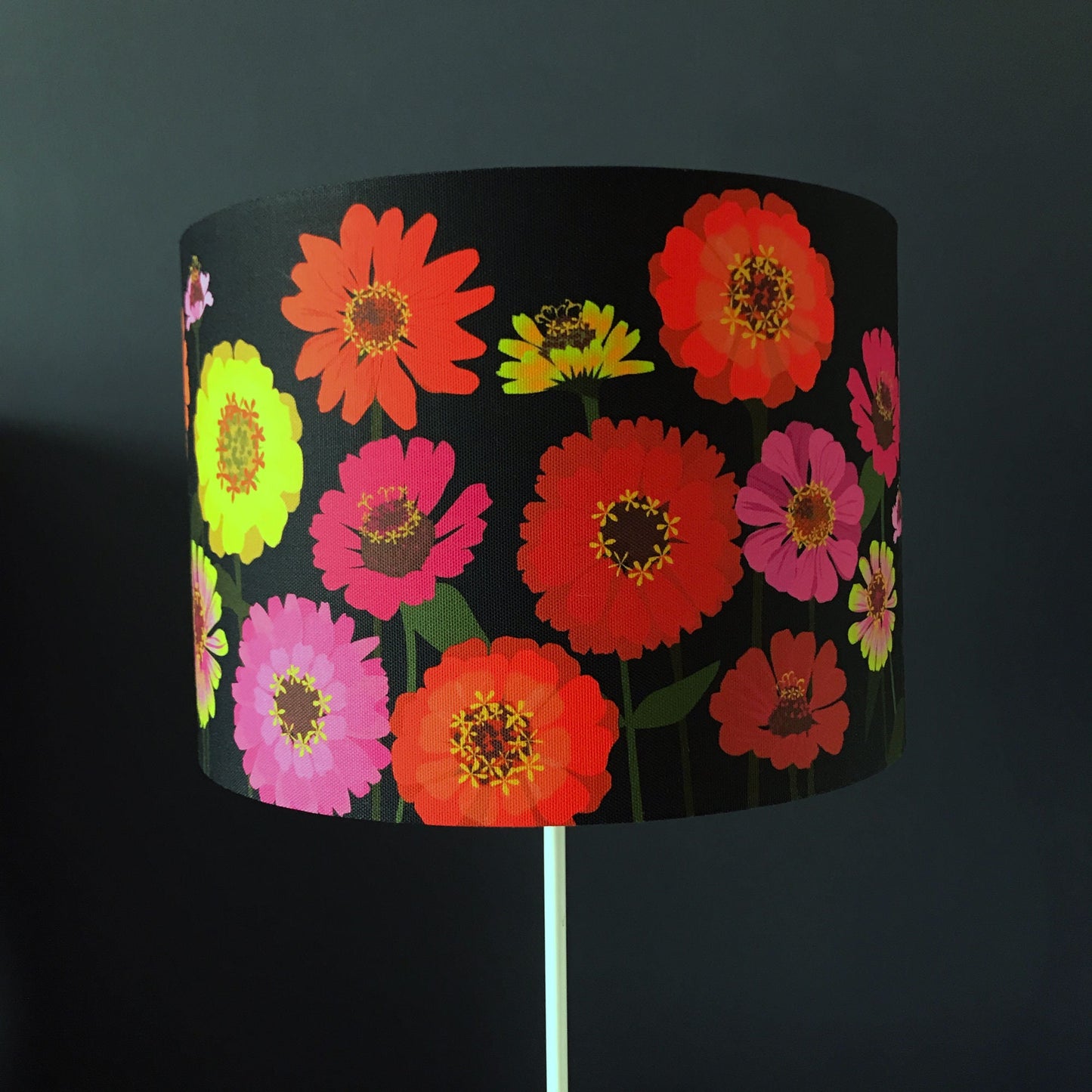 Zinnia Lampshade with bold colours and cheerful flowers